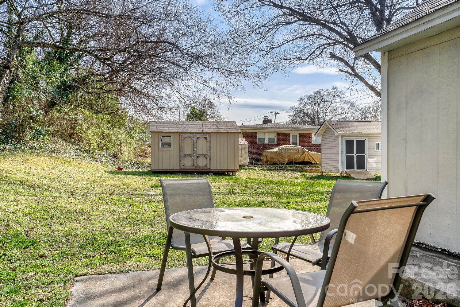 409 W Norment Avenue Gastonia NC 28052