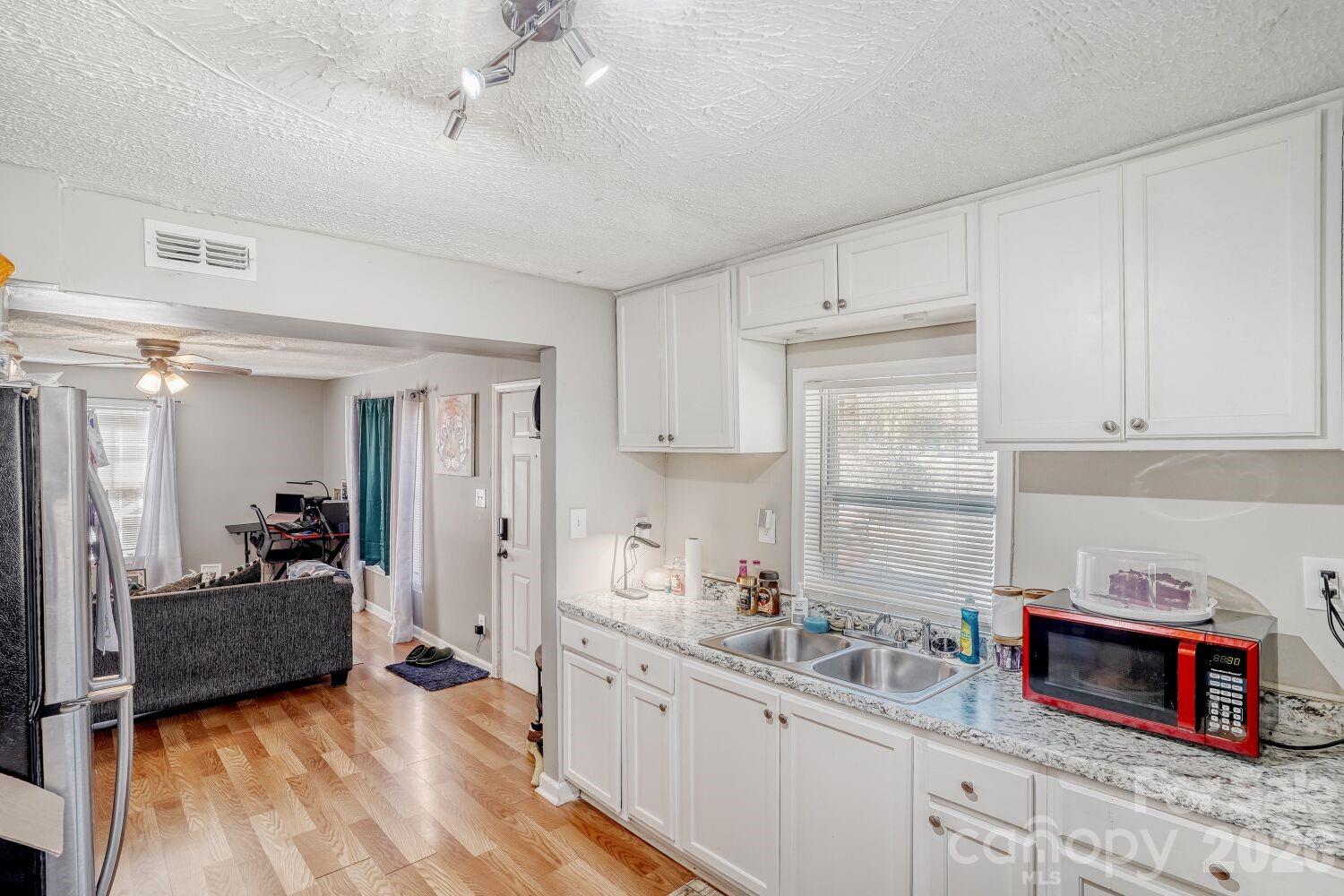 409 W Norment Avenue Gastonia NC 28052