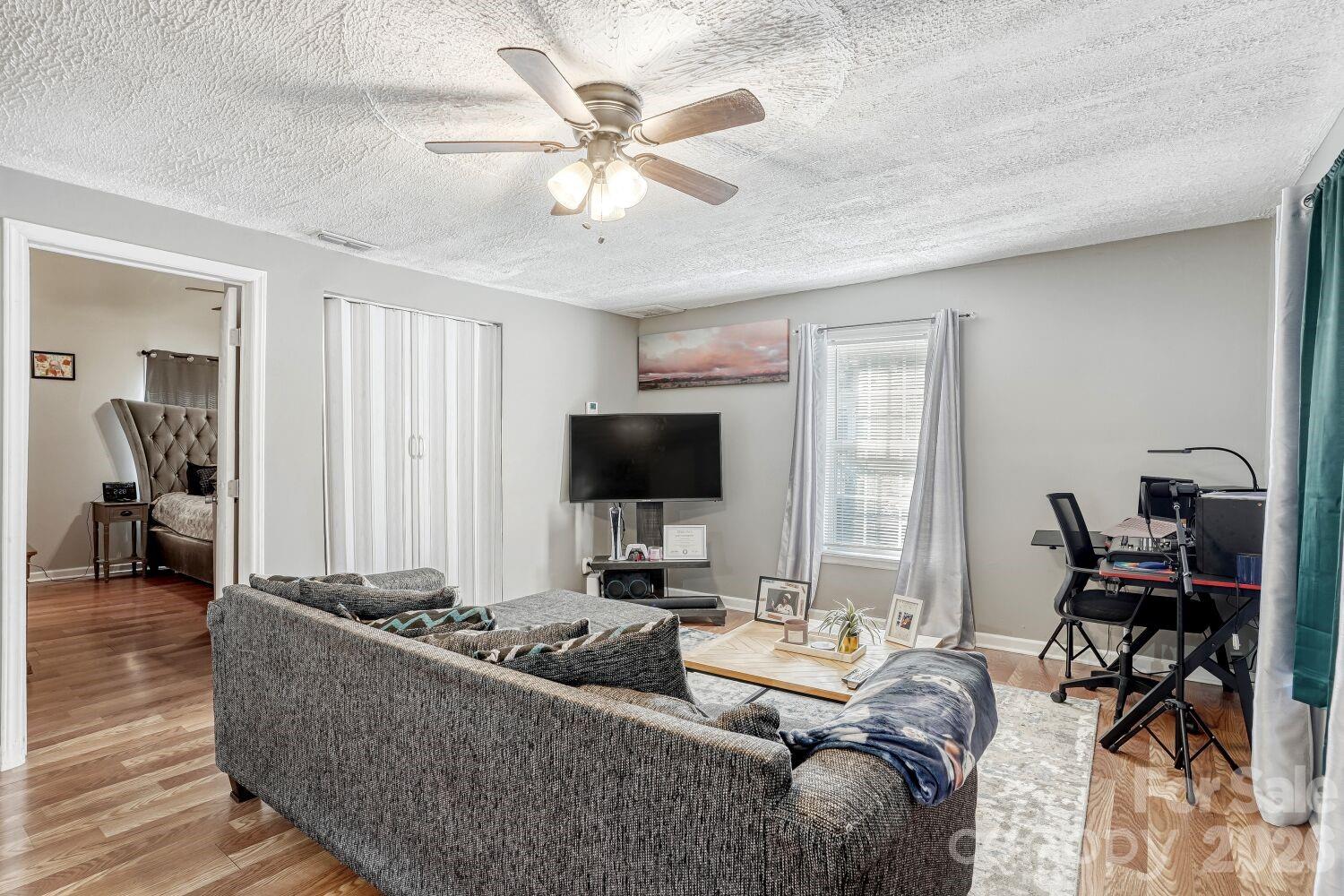 409 W Norment Avenue Gastonia NC 28052