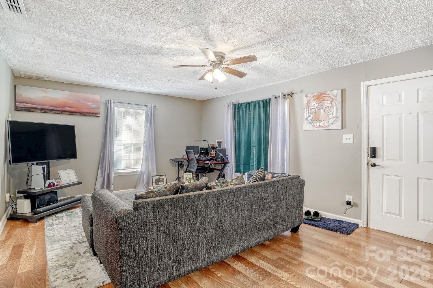 409 W Norment Avenue Gastonia NC 28052