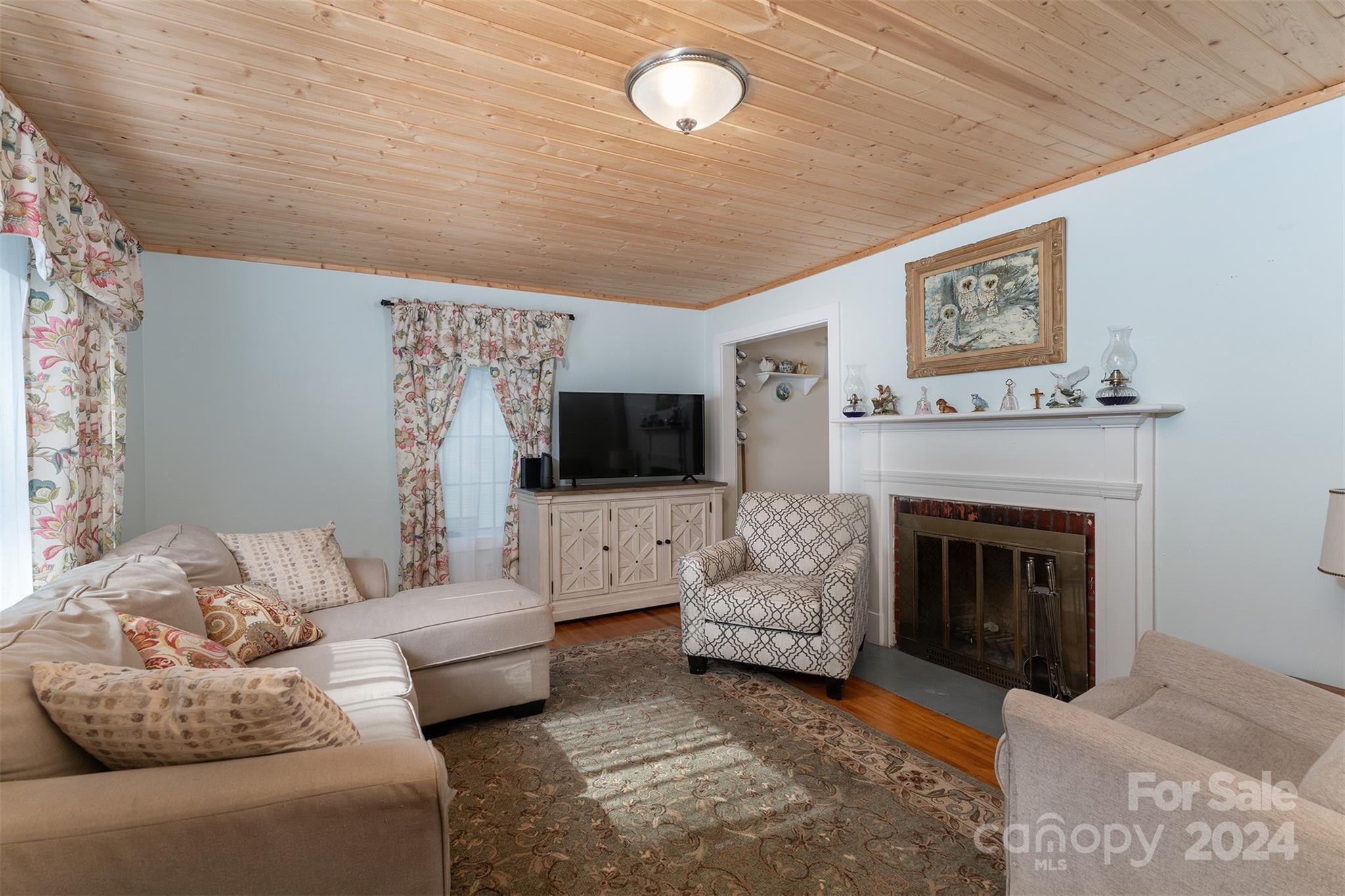 203 Woodland Drive Swannanoa NC 28778