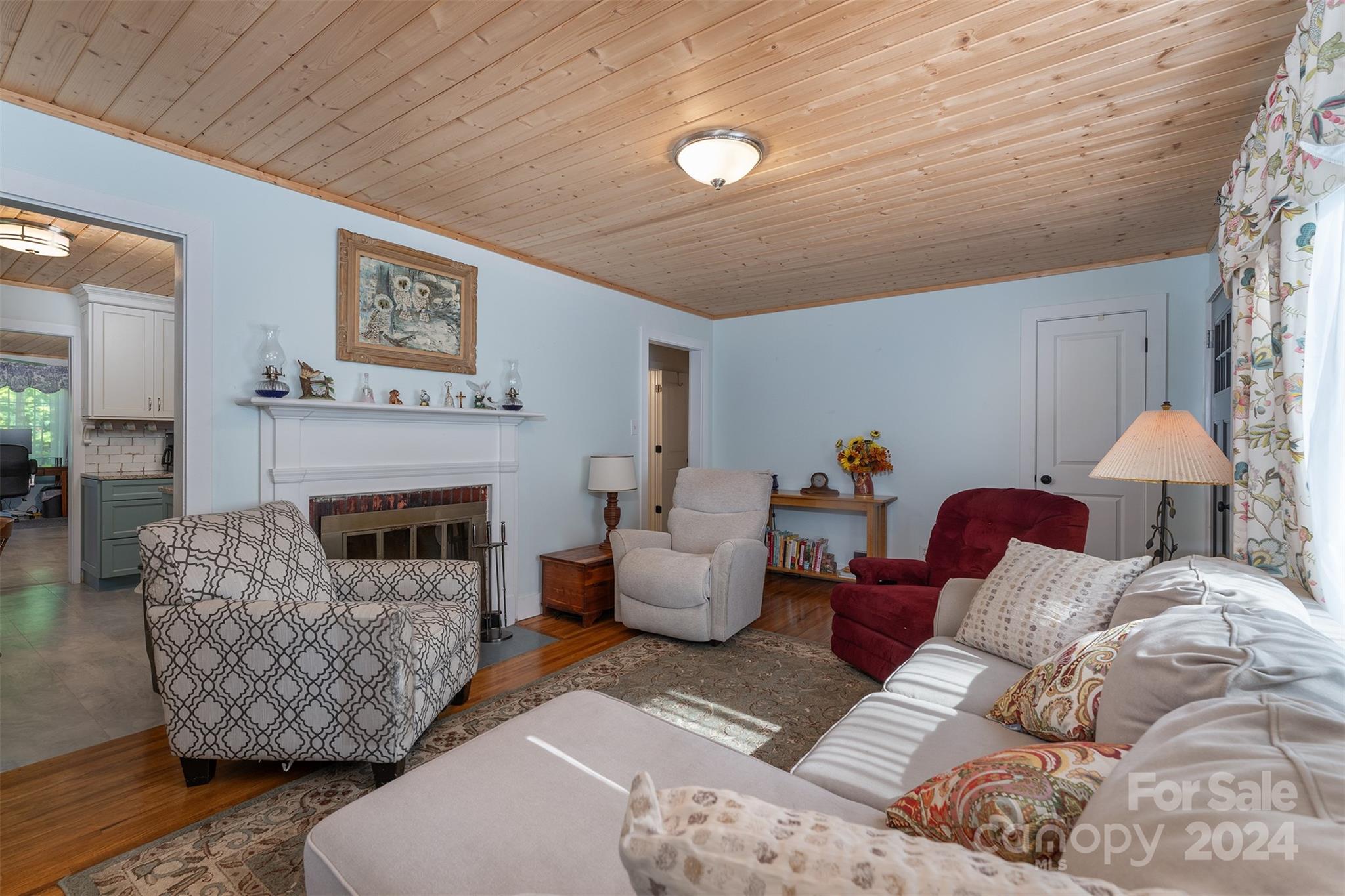 203 Woodland Drive Swannanoa NC 28778