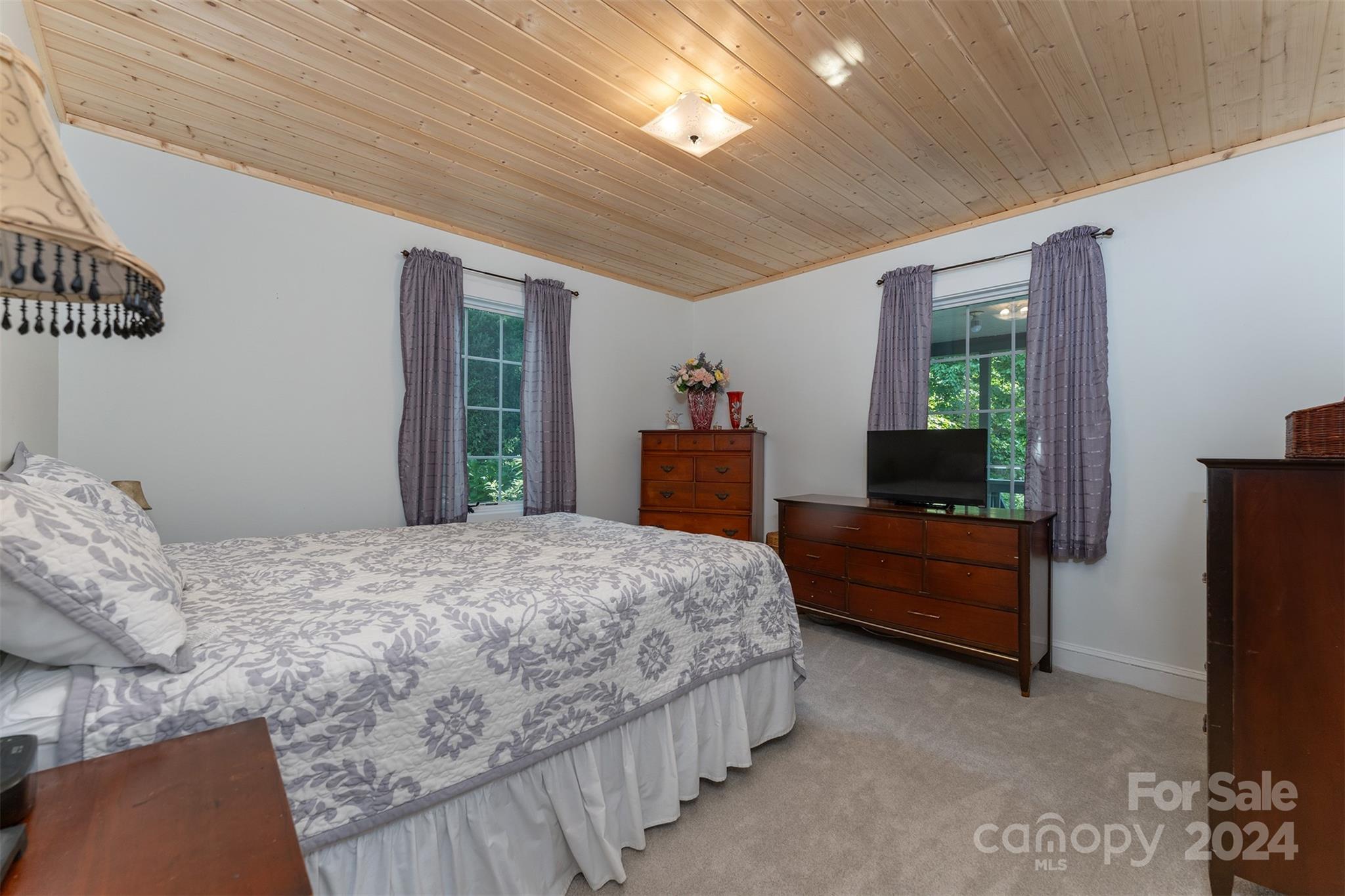 203 Woodland Drive Swannanoa NC 28778