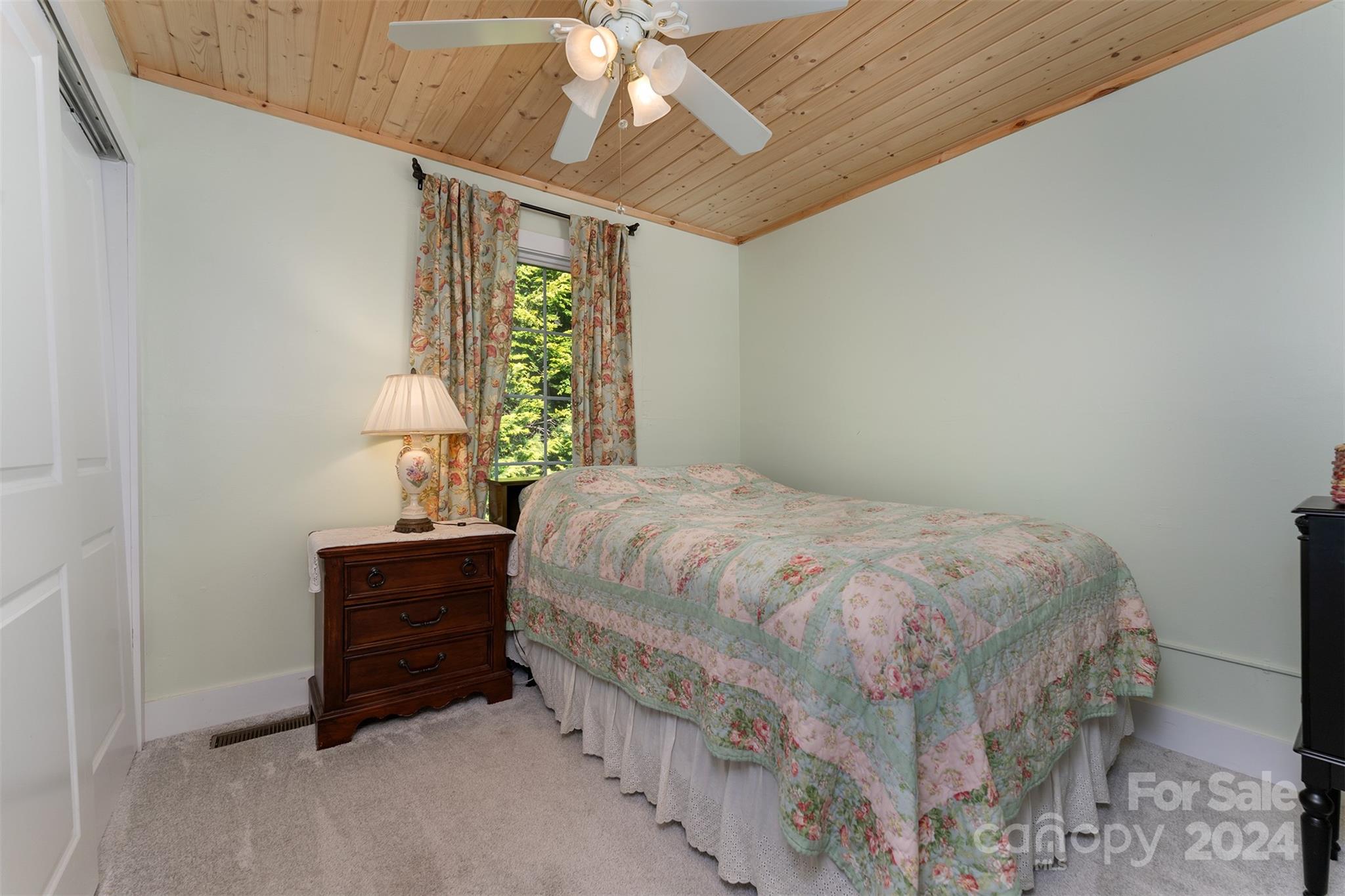 203 Woodland Drive Swannanoa NC 28778