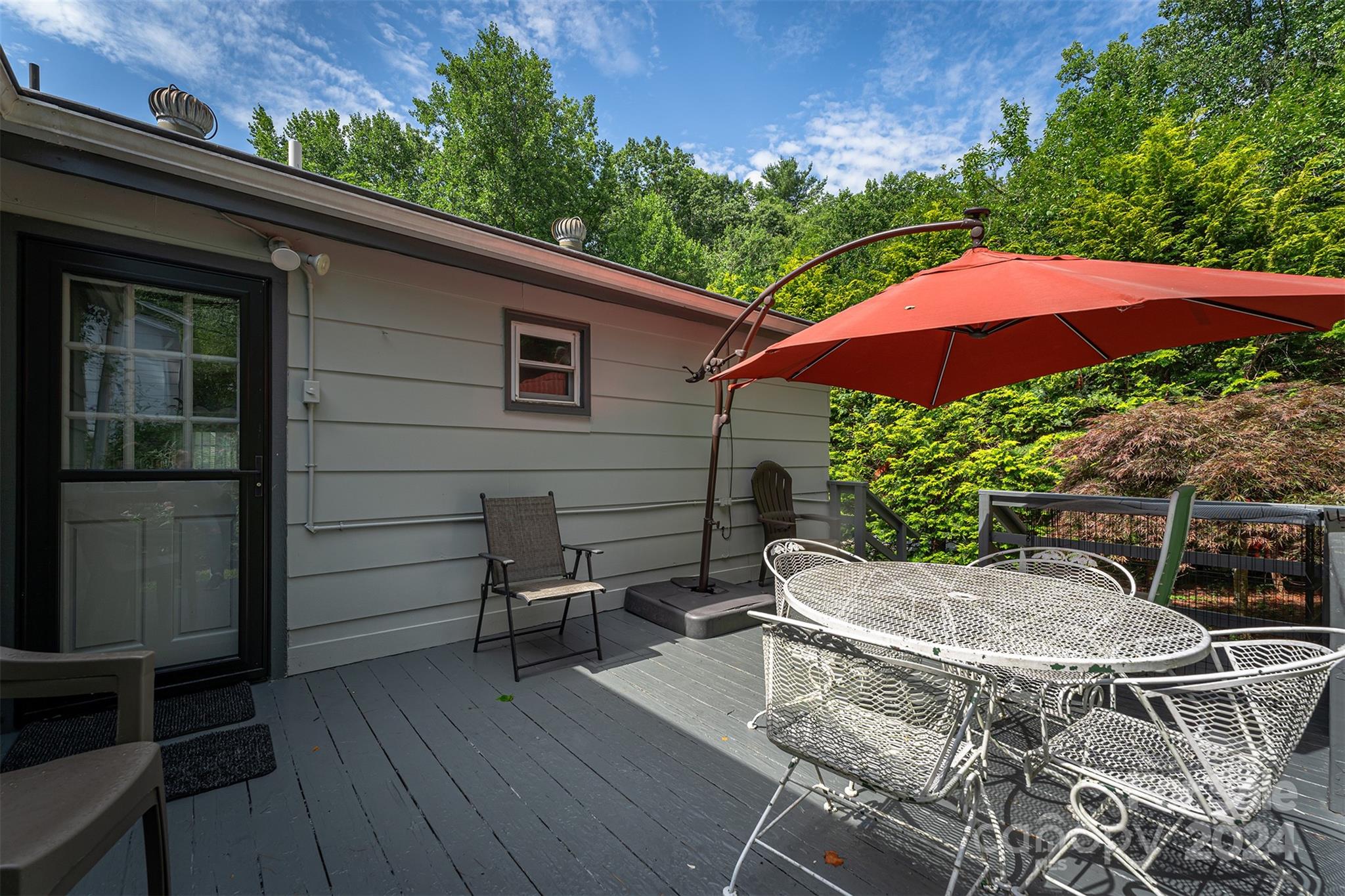 203 Woodland Drive Swannanoa NC 28778