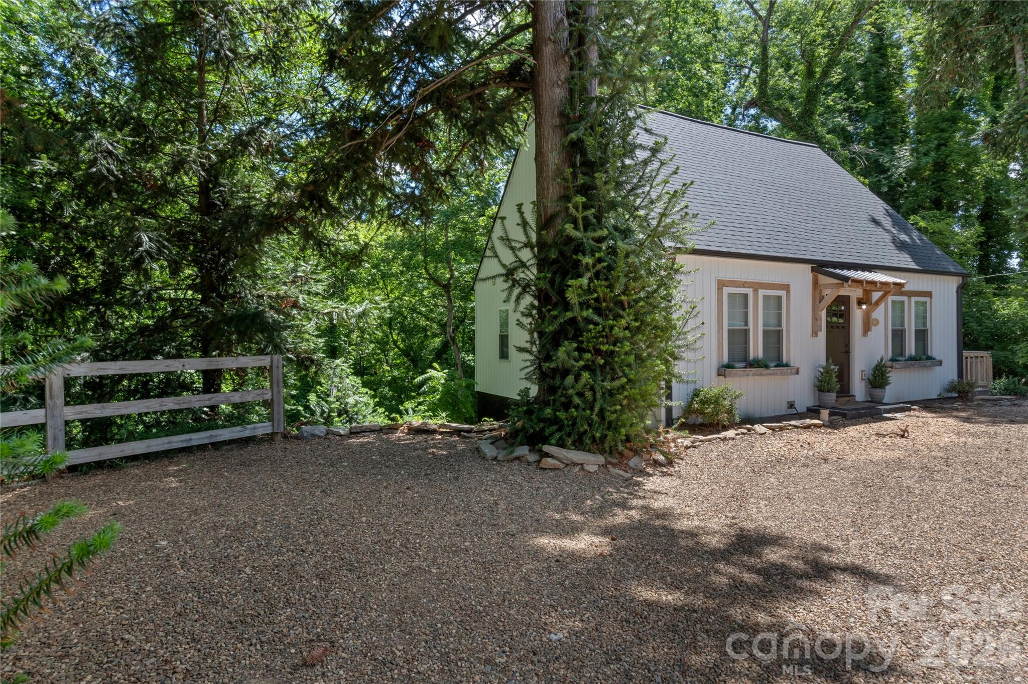 706 Elk Spur Street Elkin NC 28621