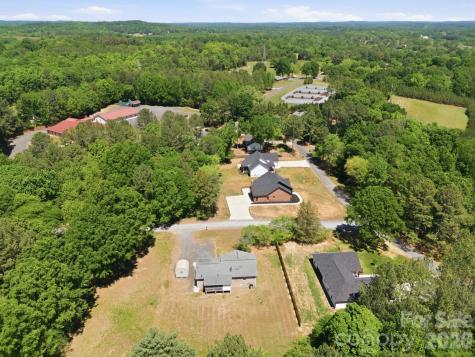234 Oak Lane Oakboro NC 28129