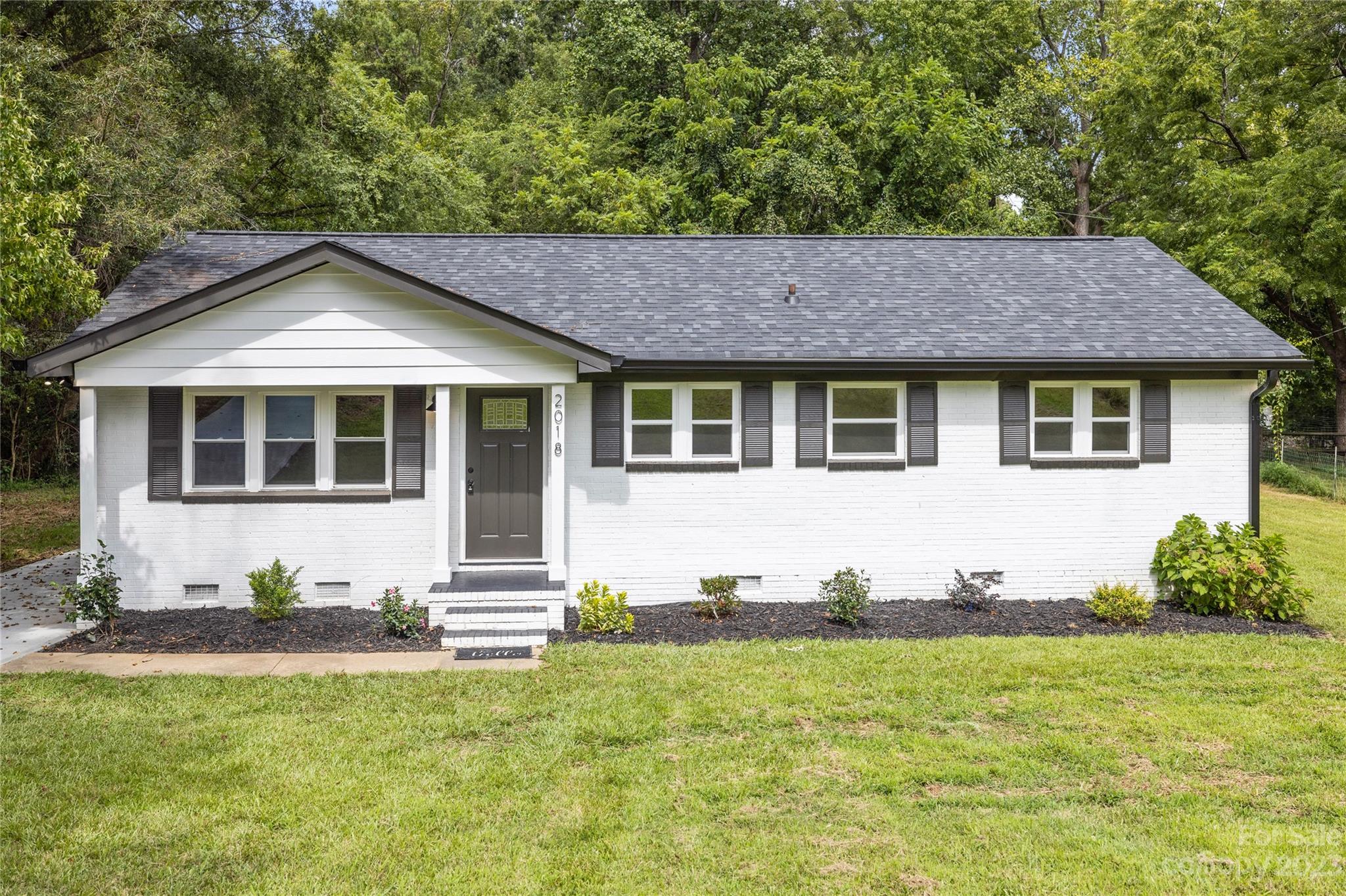 2018 Ventura Avenue Charlotte NC 28216