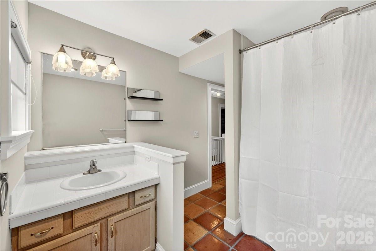 2208 E Fifth Street Charlotte NC 28204