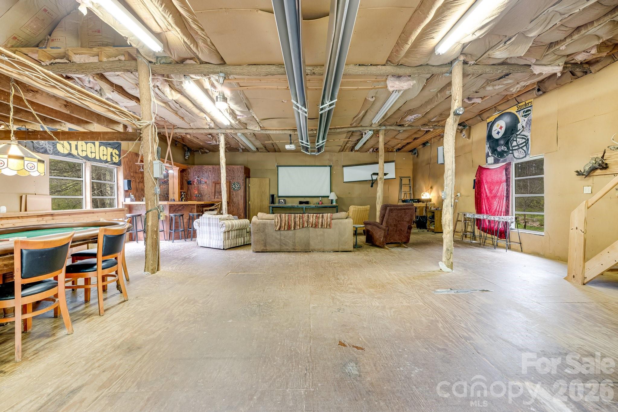 6334 Jacks Creek Road Burnsville NC 28714