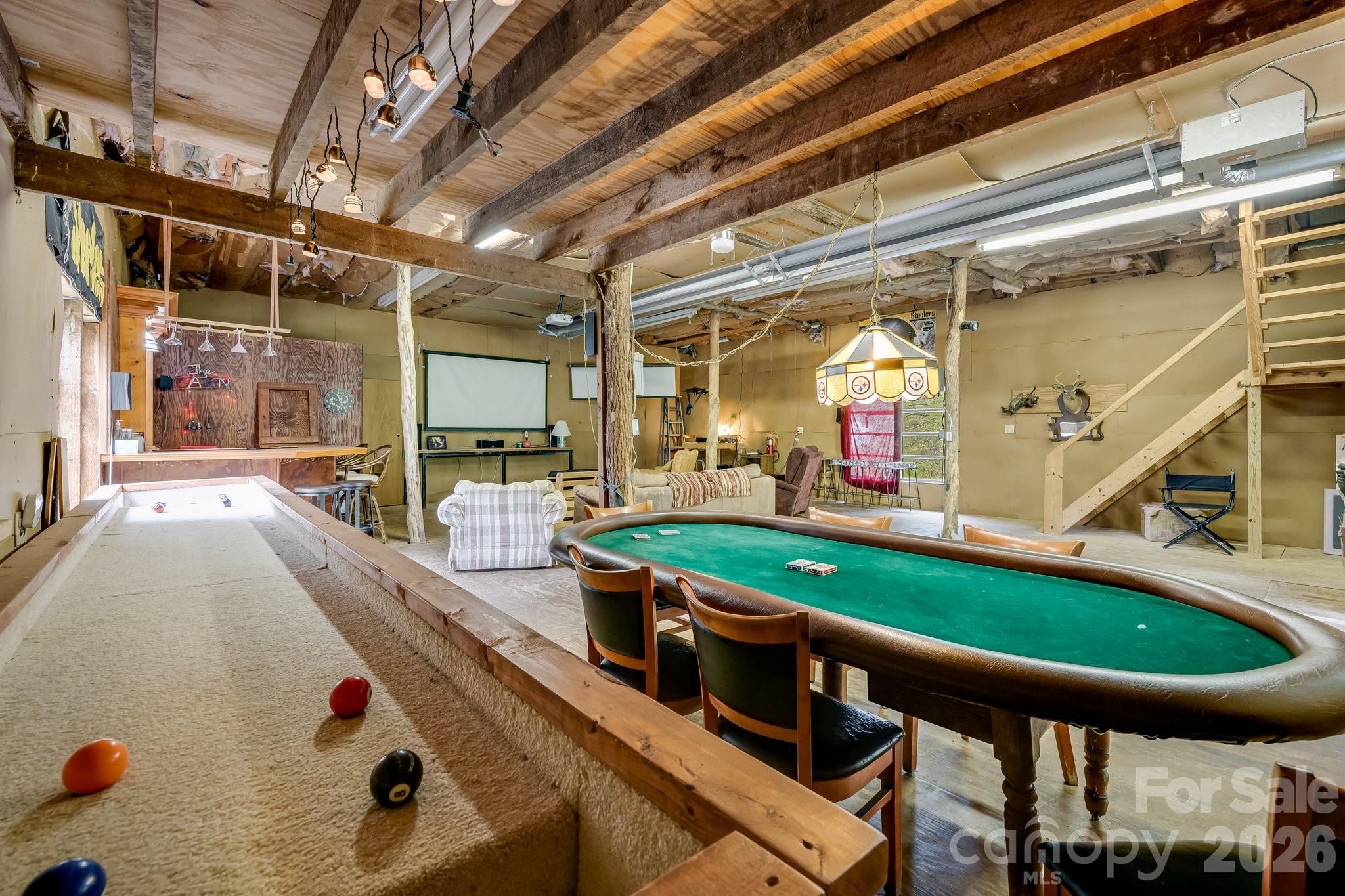 6334 Jacks Creek Road Burnsville NC 28714