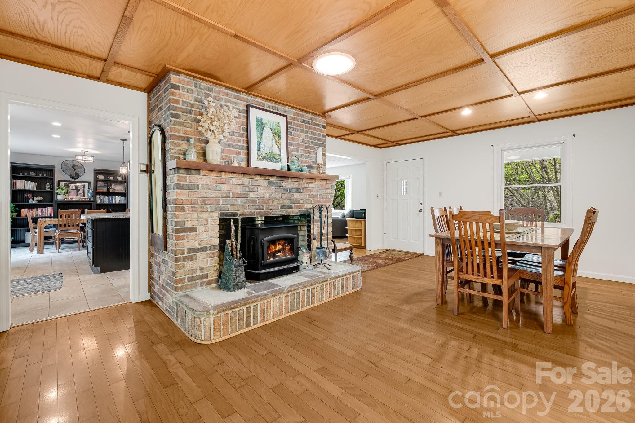 6334 Jacks Creek Road Burnsville NC 28714