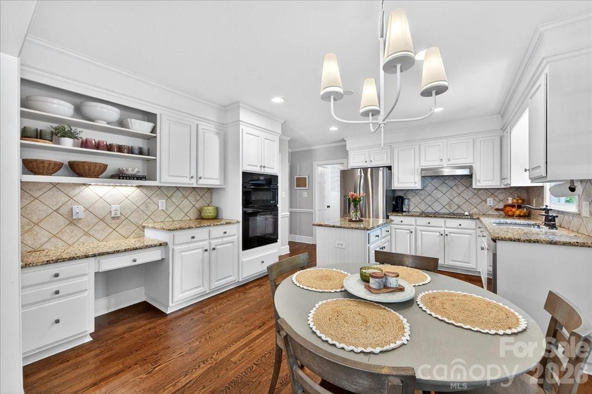 10216 Hollybrook Drive Charlotte NC 28277