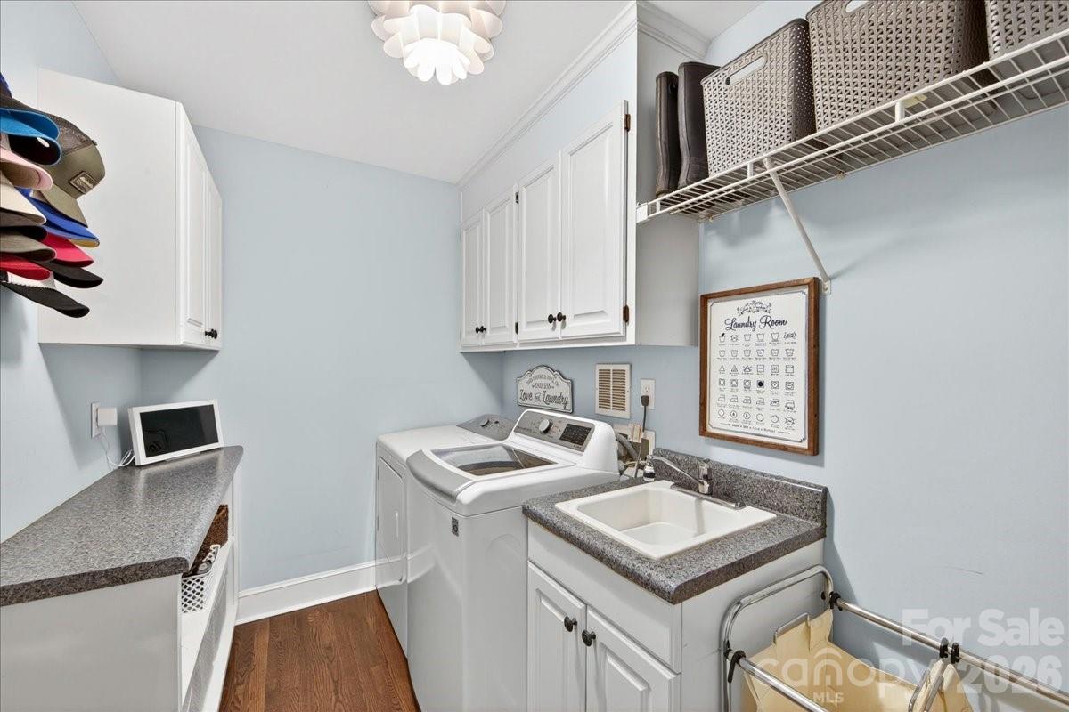 10216 Hollybrook Drive Charlotte NC 28277