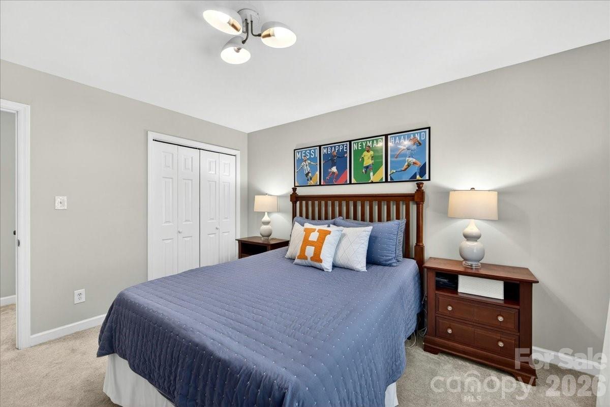 10216 Hollybrook Drive Charlotte NC 28277
