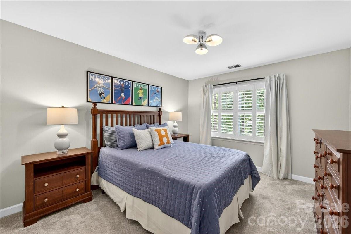 10216 Hollybrook Drive Charlotte NC 28277