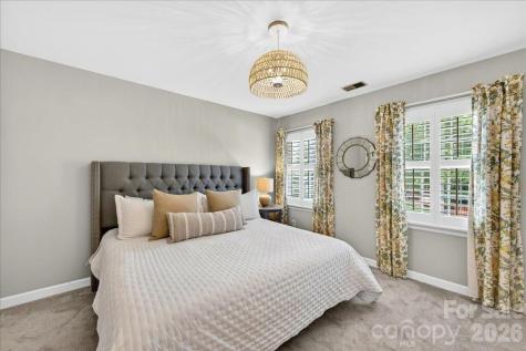 10216 Hollybrook Drive Charlotte NC 28277