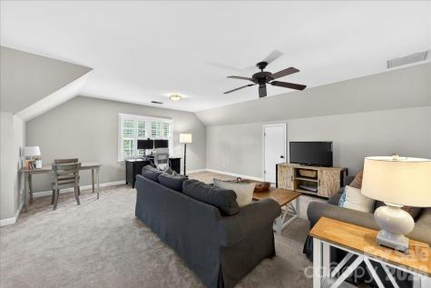 10216 Hollybrook Drive Charlotte NC 28277