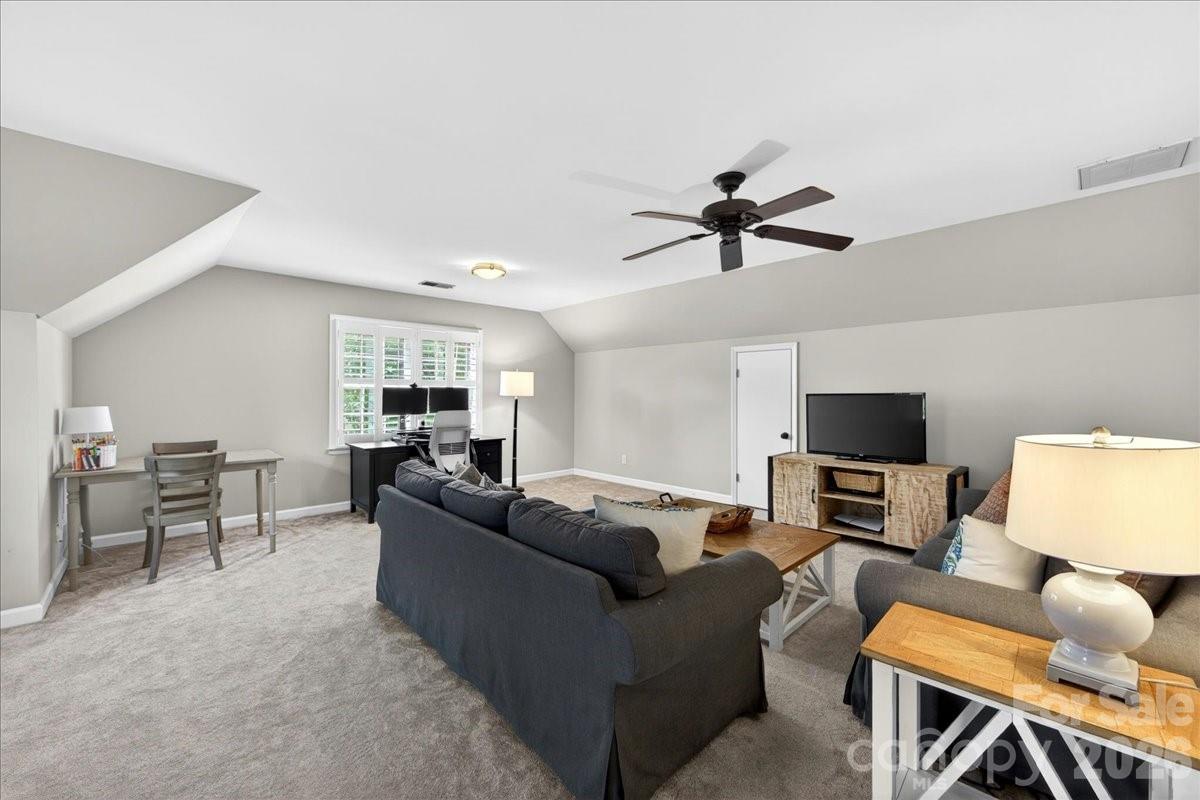 10216 Hollybrook Drive Charlotte NC 28277