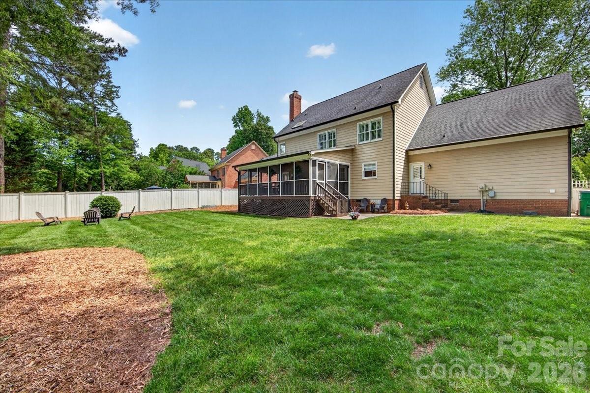 10216 Hollybrook Drive Charlotte NC 28277