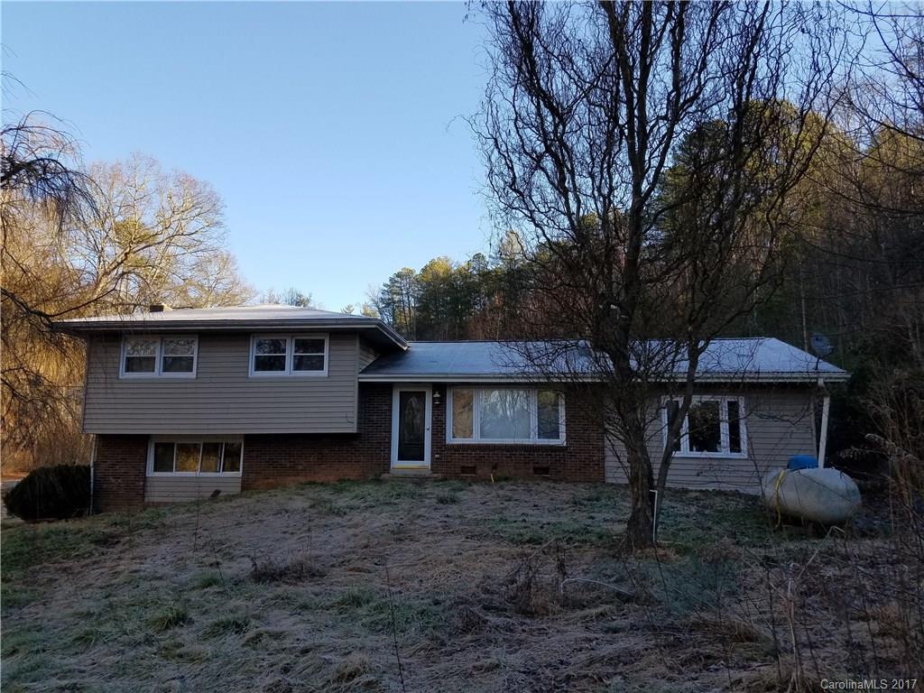40 Hibiscus Lane Brevard NC 28712