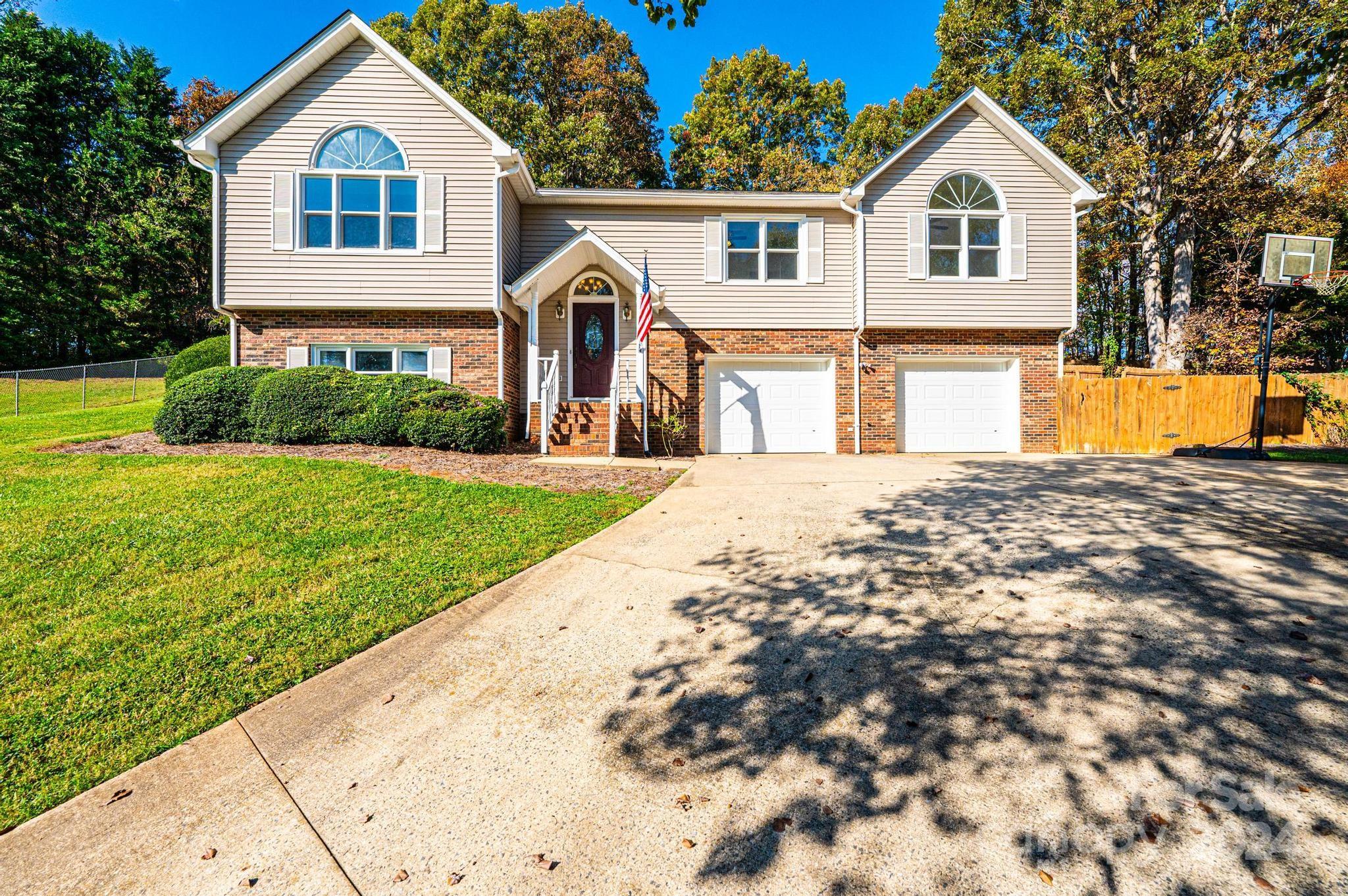 4189 Hemingway Drive Hickory NC 28601