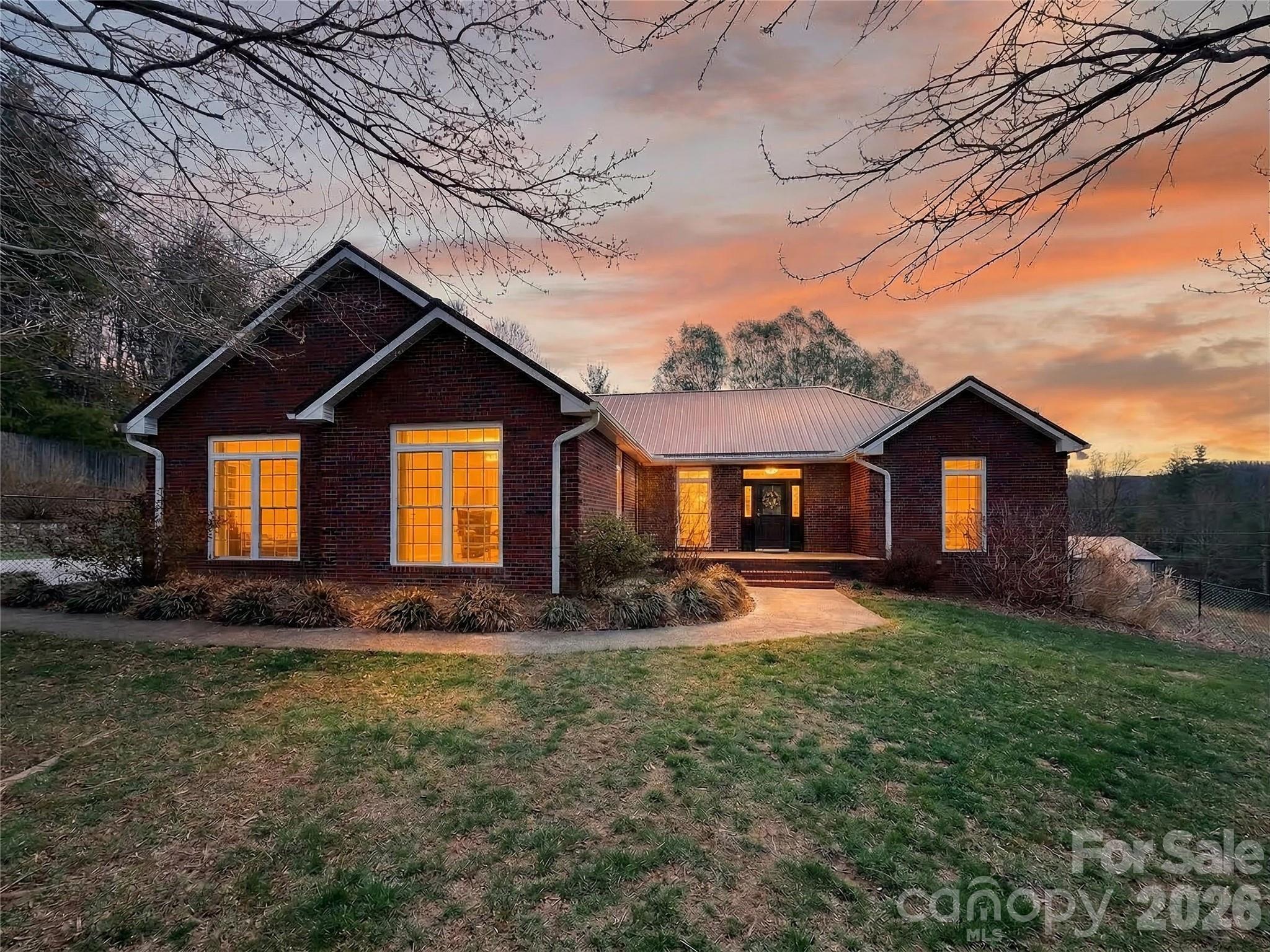 3275 Hanging Rock Road Spruce Pine NC 28777
