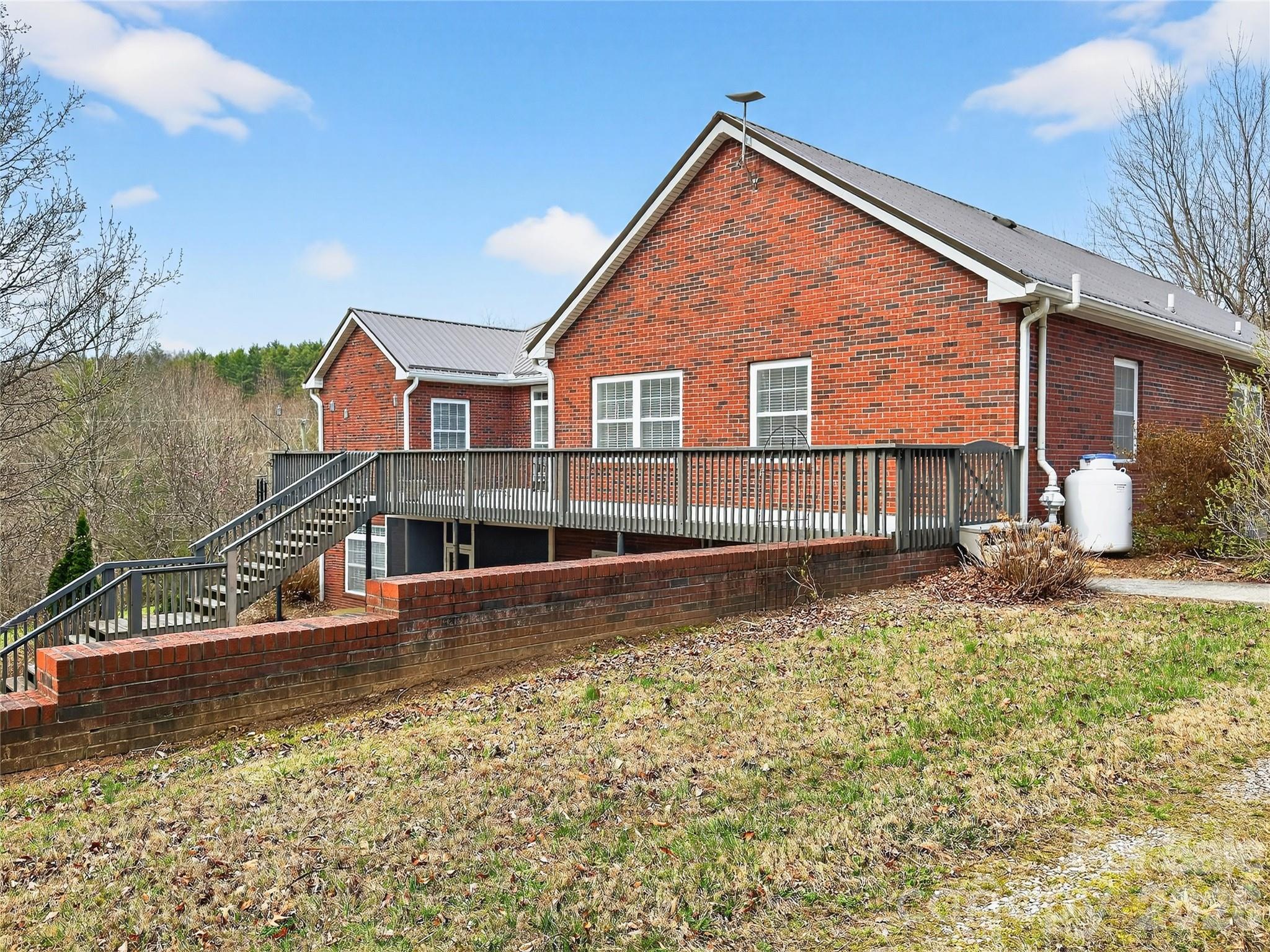 3275 Hanging Rock Road Spruce Pine NC 28777
