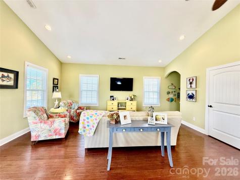 1965 24th Avenue N North Myrtle Beach SC 29582