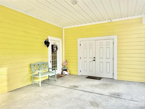1965 24th Avenue N North Myrtle Beach SC 29582