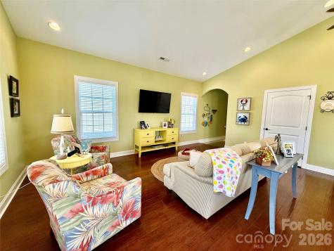 1965 24th Avenue N North Myrtle Beach SC 29582