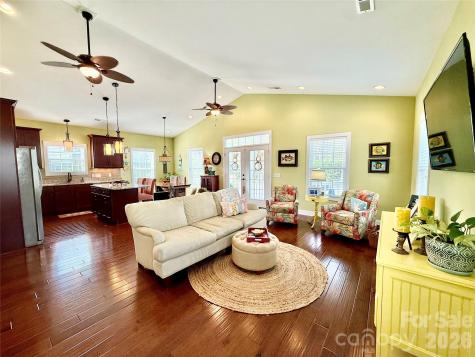 1965 24th Avenue N North Myrtle Beach SC 29582