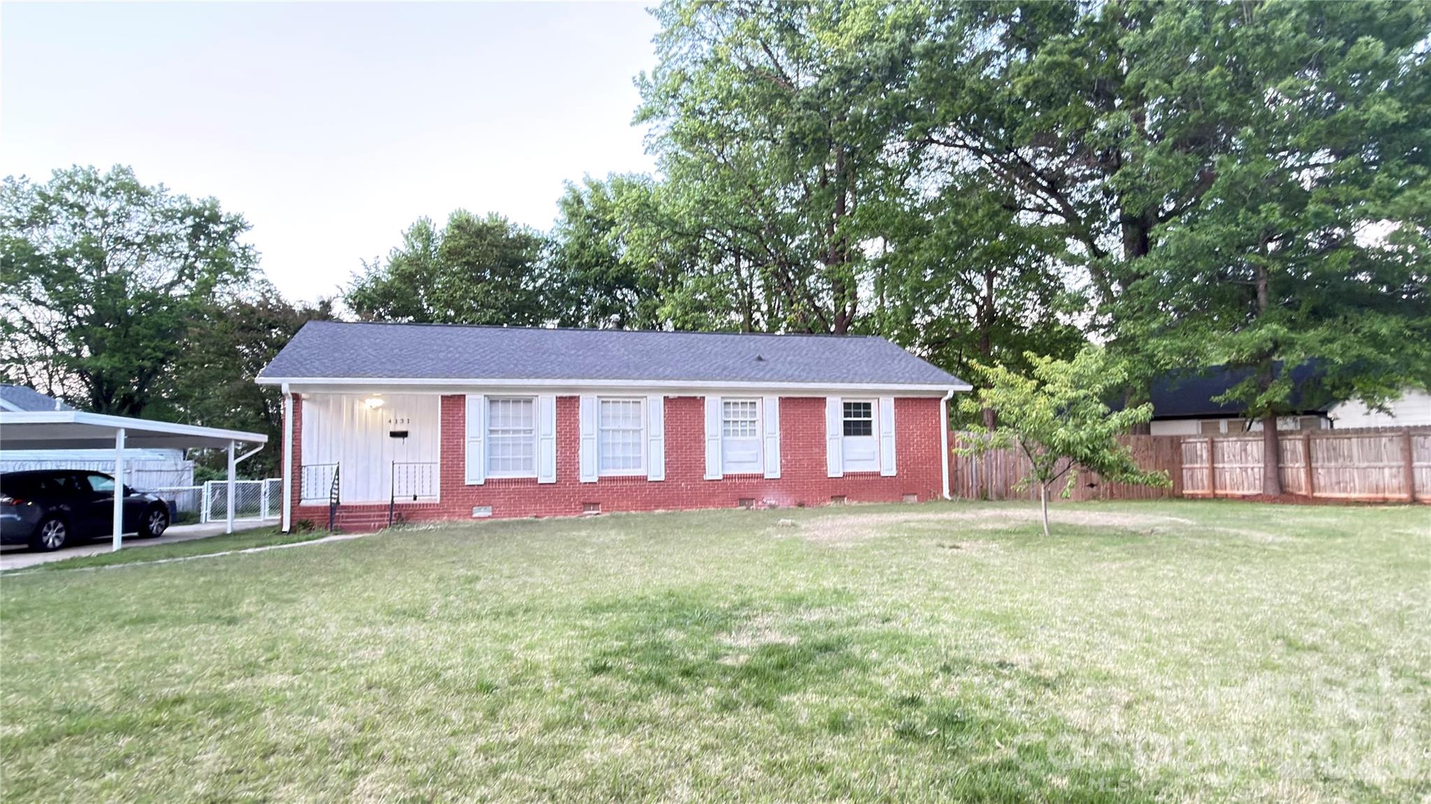 4131 Woodgreen Terrace Charlotte NC 28205