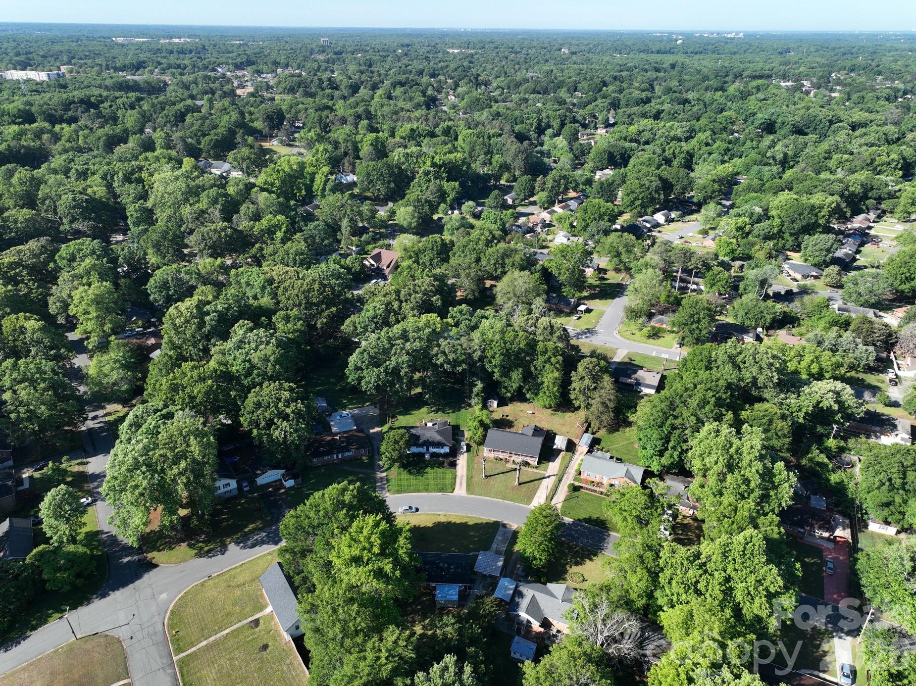 4131 Woodgreen Terrace Charlotte NC 28205