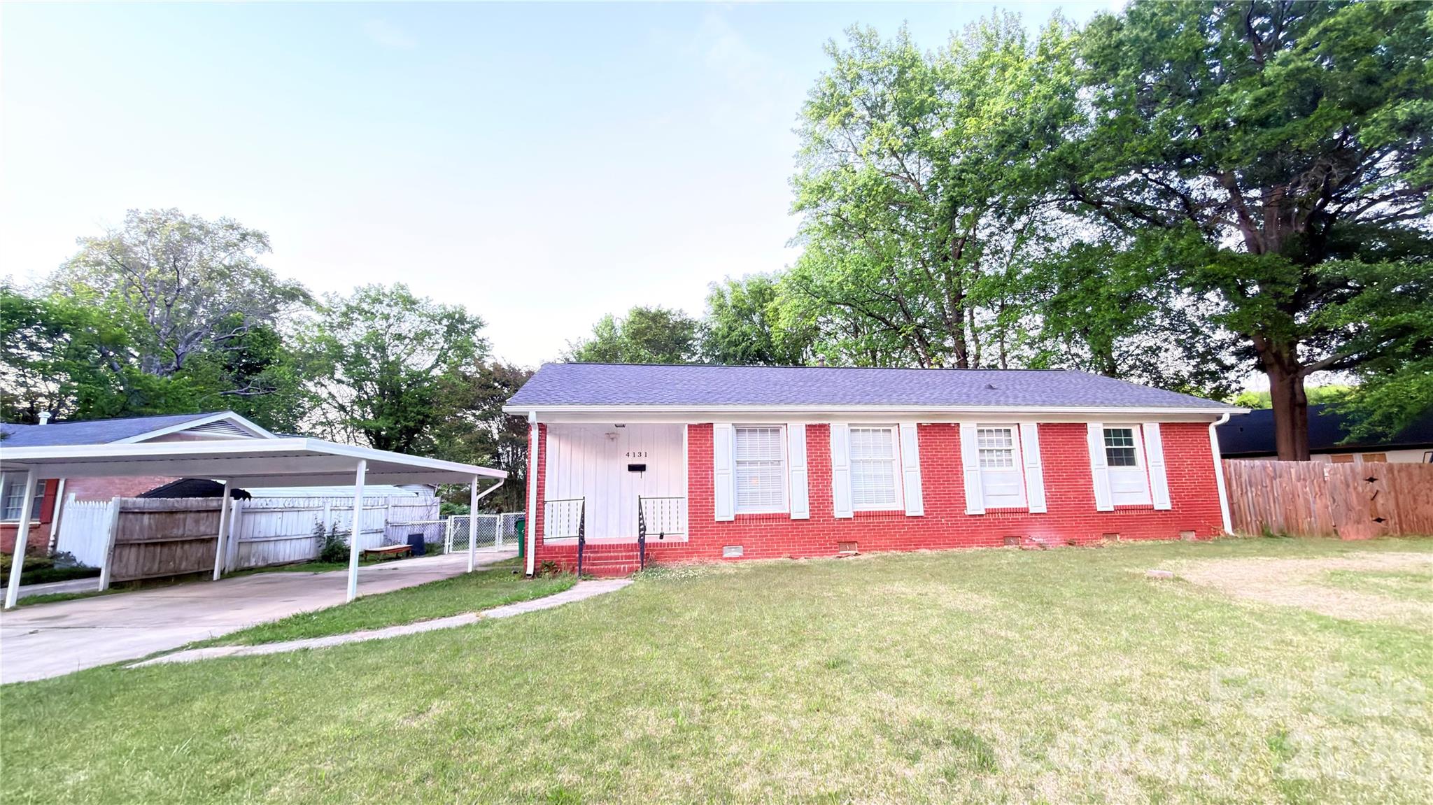 4131 Woodgreen Terrace Charlotte NC 28205