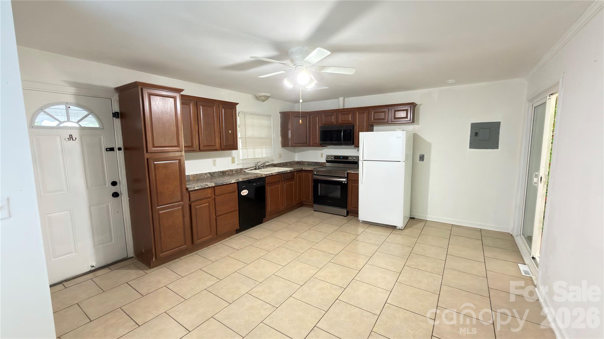 4131 Woodgreen Terrace Charlotte NC 28205