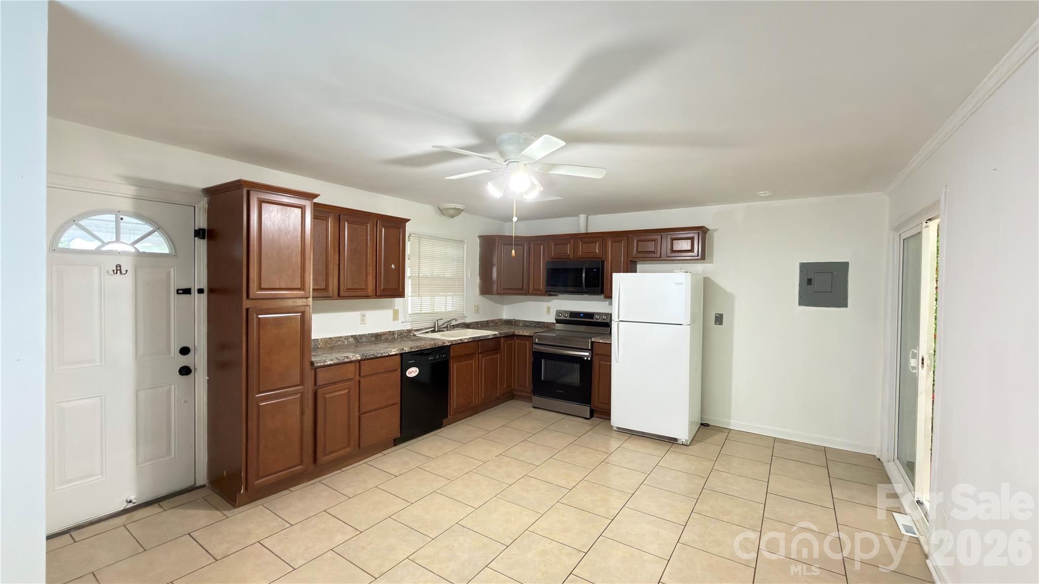 4131 Woodgreen Terrace Charlotte NC 28205