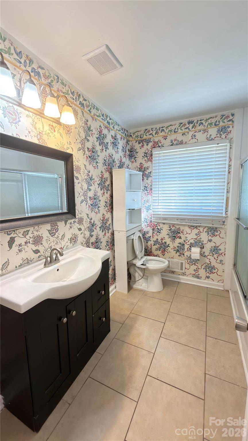 4131 Woodgreen Terrace Charlotte NC 28205