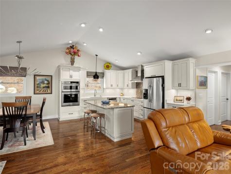 220 Dulcimer Lane Waynesville NC 28786