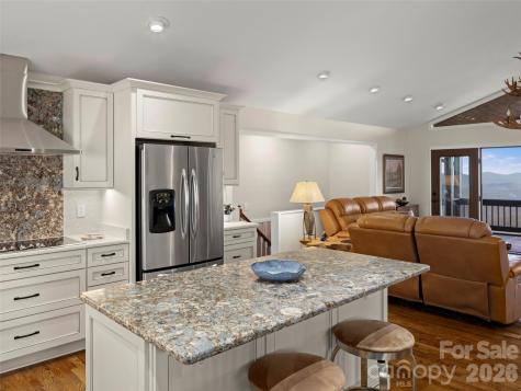 220 Dulcimer Lane Waynesville NC 28786