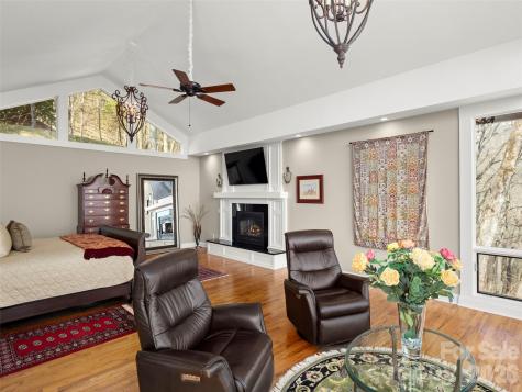 220 Dulcimer Lane Waynesville NC 28786