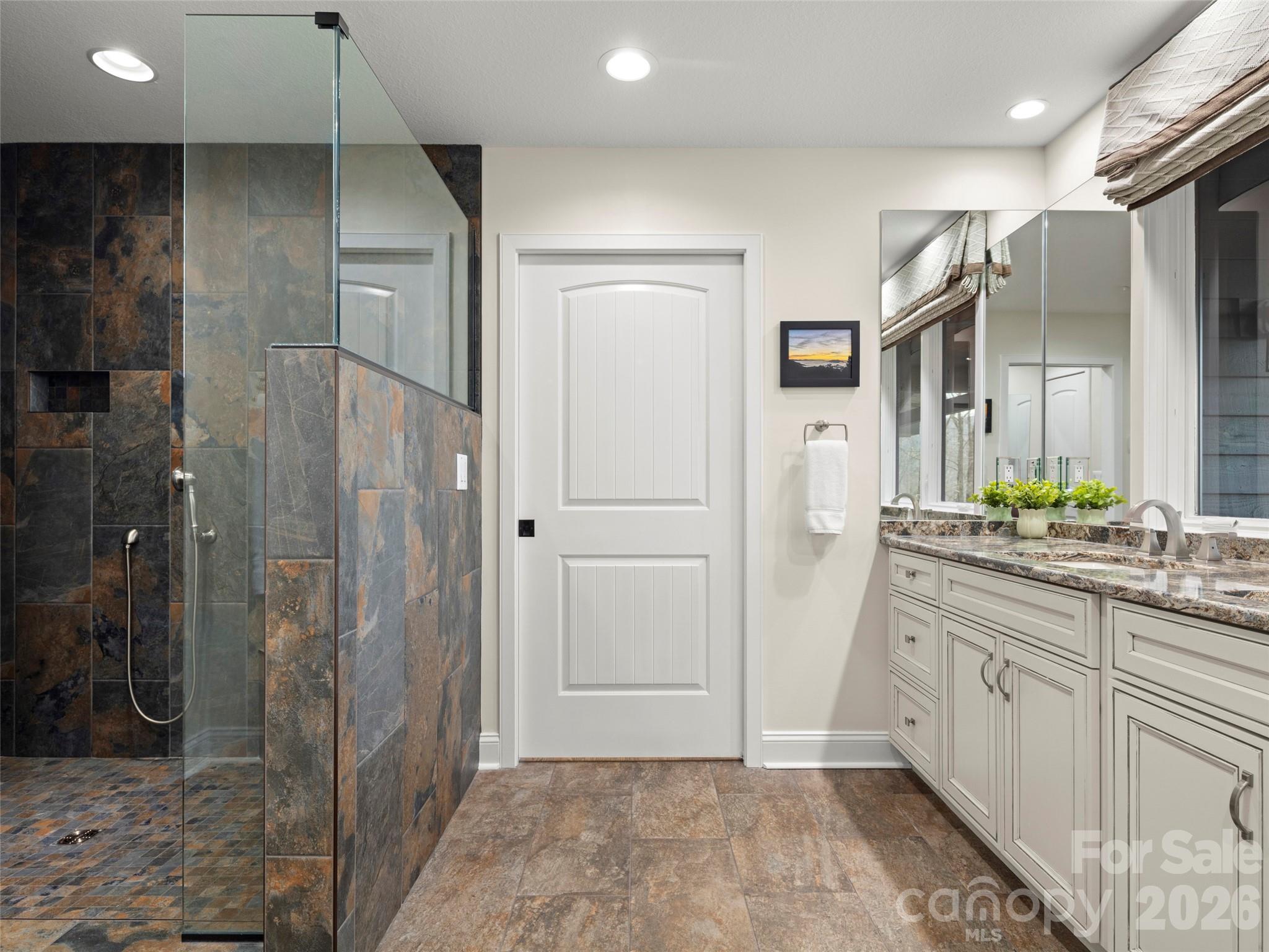 220 Dulcimer Lane Waynesville NC 28786