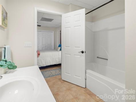 220 Dulcimer Lane Waynesville NC 28786