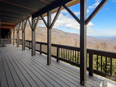 220 Dulcimer Lane Waynesville NC 28786