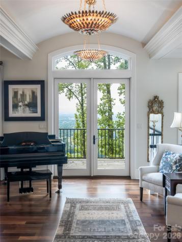 29 Elk Ridge Drive Asheville NC 28804