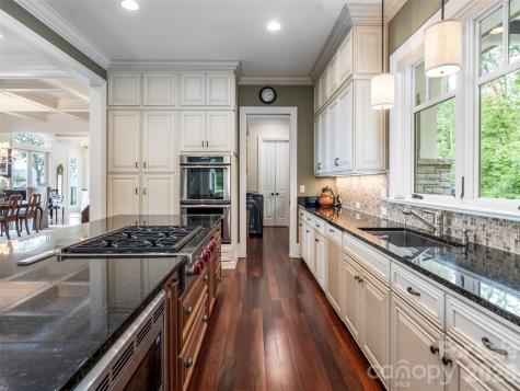 29 Elk Ridge Drive Asheville NC 28804