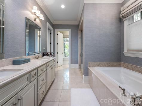 29 Elk Ridge Drive Asheville NC 28804