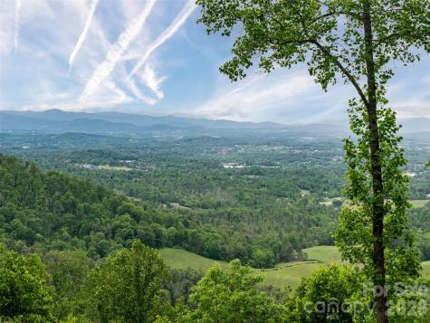 29 Elk Ridge Drive Asheville NC 28804