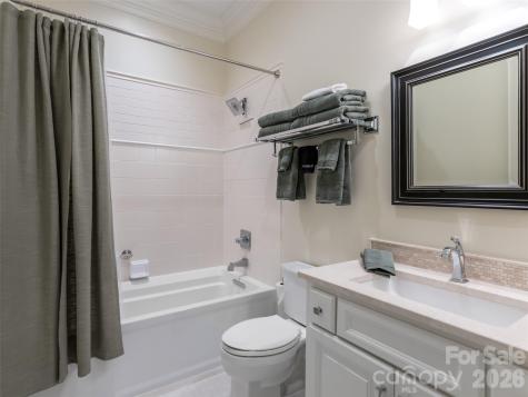 29 Elk Ridge Drive Asheville NC 28804