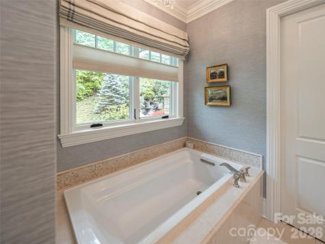 29 Elk Ridge Drive Asheville NC 28804